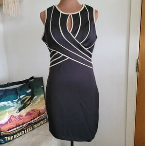 XOXO Black Cream Cage Piping Keyhole Bodycon Sheath Dress Gold Zip L hem flaw